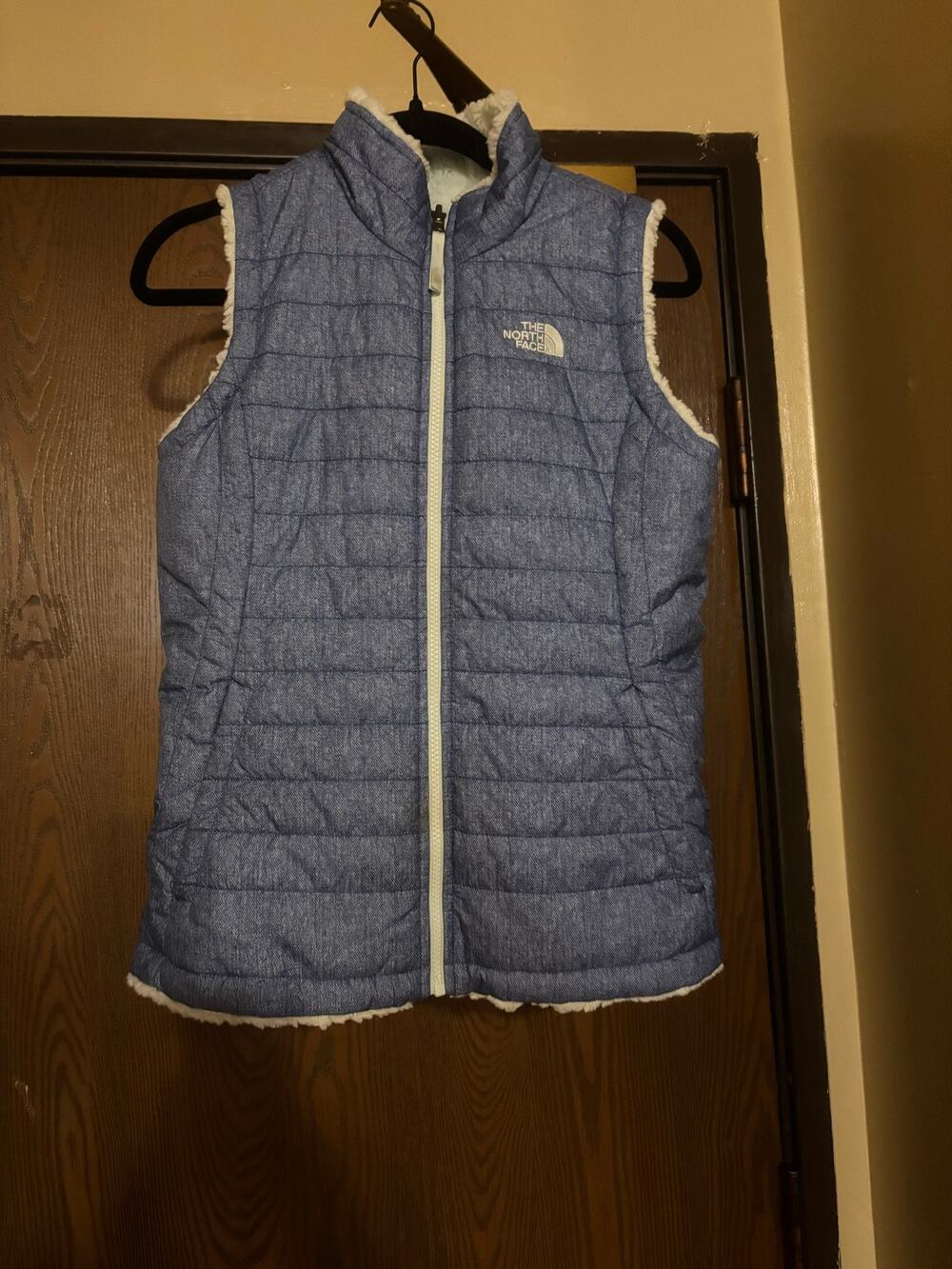 NWOT The North Facw Blue Fall Winter Outerwear Reversible Vest